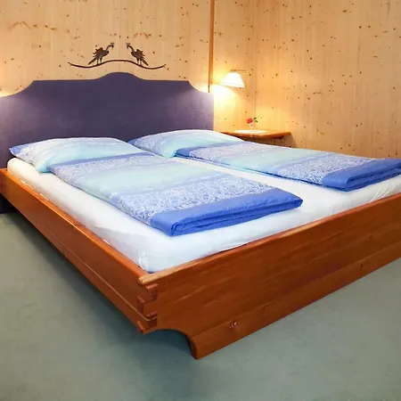 Im Garten - Haus Anna Apartman Graz