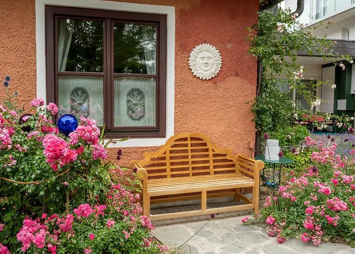 Апартаменты Im Garten - Haus Anna Грац